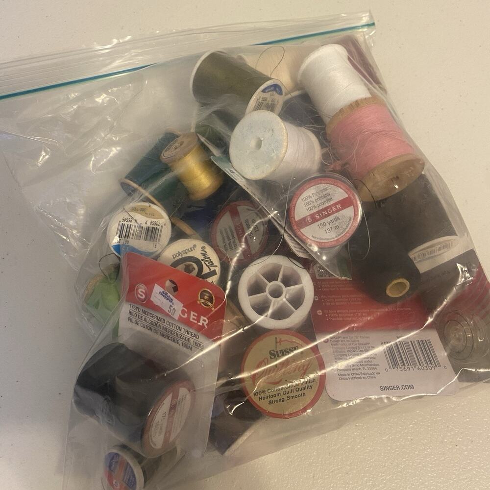 Vintage Wooden Spools with Colorful Thread Variety Brands Size Craft Decor Lot - Picture 2 of 2